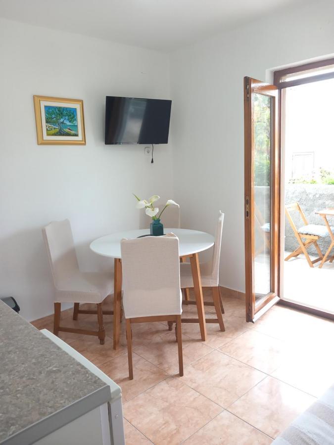 Studio Apartment Novak Čilipi Buitenkant foto