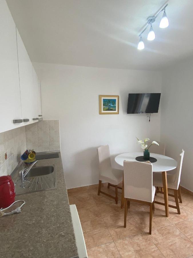 Studio Apartment Novak Čilipi Buitenkant foto