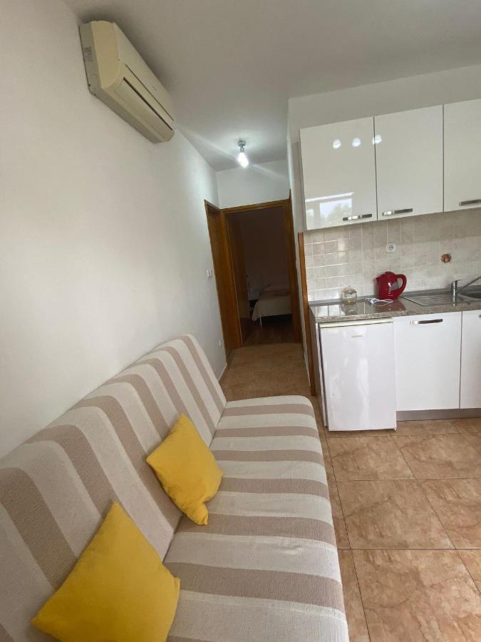 Studio Apartment Novak Čilipi Buitenkant foto
