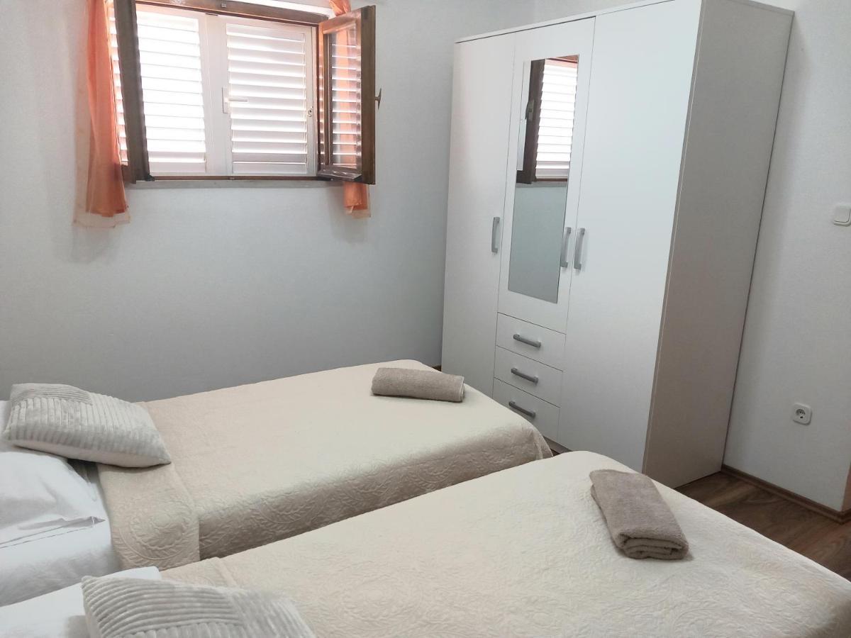 Studio Apartment Novak Čilipi Buitenkant foto